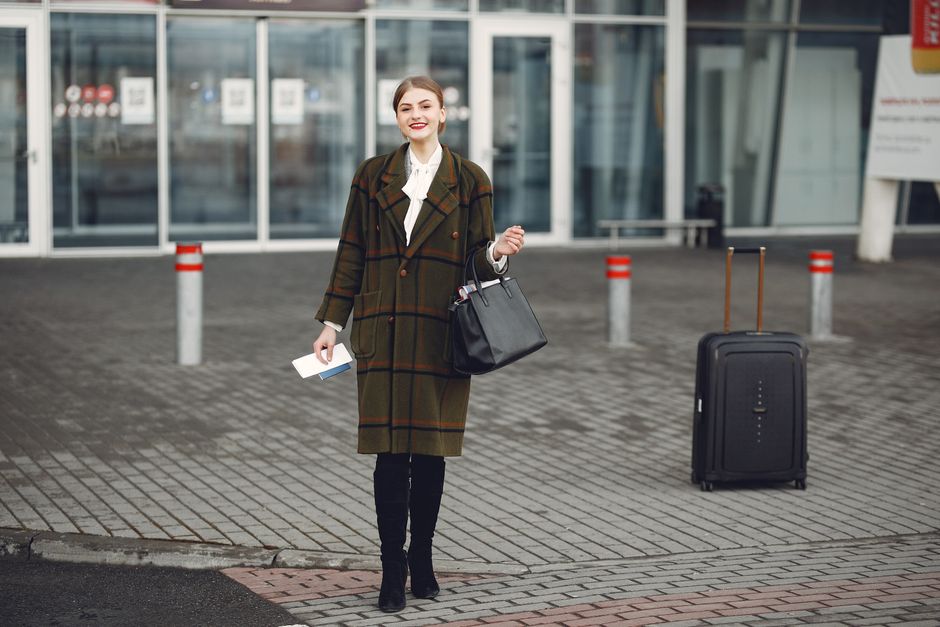 Traveller checking a passport expiry date before applying for a new ETIAS